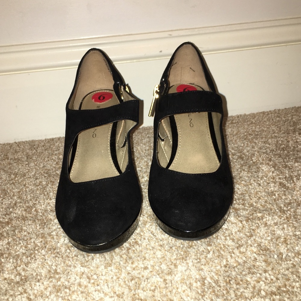 black heels